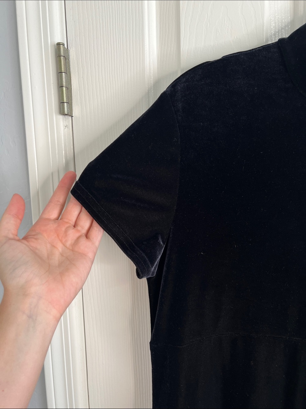 Vintage black velvet mock neck midi dress short sleeve size Large My Michelle - Picture 3 of 8